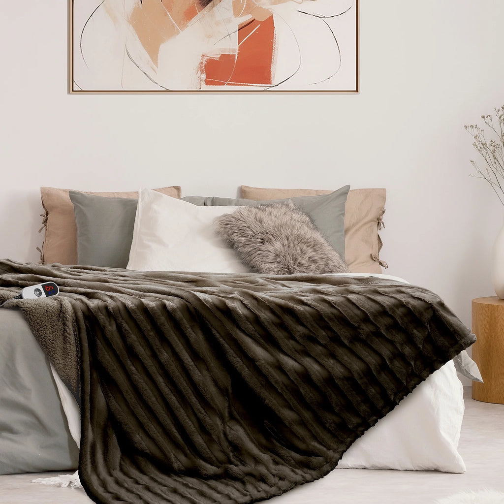 Electric Throw Blanket Extra Large Size, 50" X 72" Soft Faux Fur Heated Throw Blanket, 6 Heating Levels, 4 Hours Timer - Brown